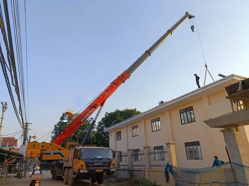 Tại sao cần thuê xe cẩu?