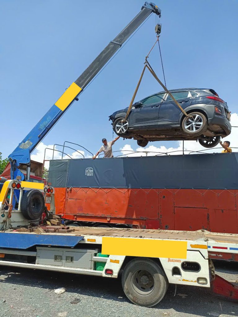 cuu ho xe cau xe duong pham ngu lao 768x1024 1