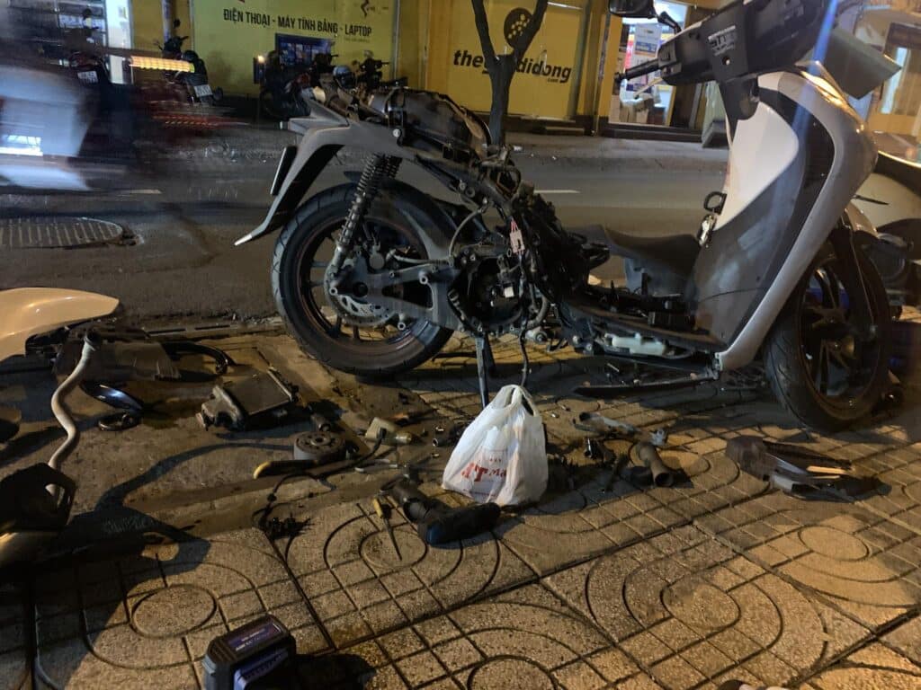 kien thuc cuu ho xe may quan go vap 1