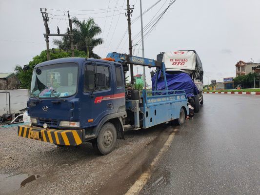 Vì sao nên lưu số điện thoại cứu hộ giao thông Nghi Lộc?